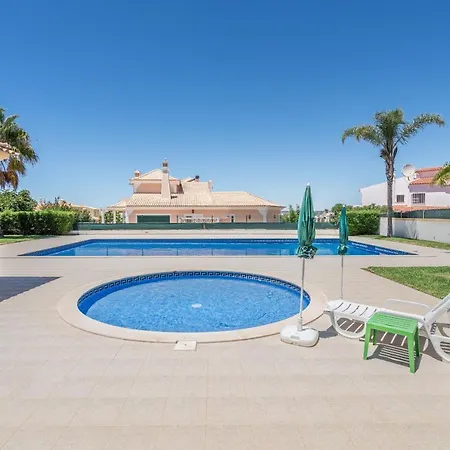 Διαμέρισμα Garden View With Pool By Homing Αλμπουφέιρα
